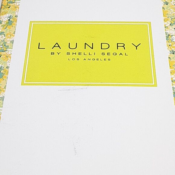 NEW Laundry by Shelli Segal Crystal Earrings & 18" + 3" Ext Necklace Boxed Set - Picture 6 of 7